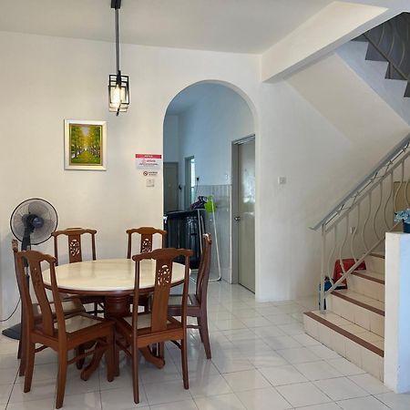 Ipoh Station 18 Villa Екстериор снимка